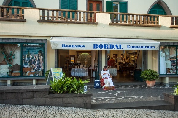loja-bordado-madeira-infante 