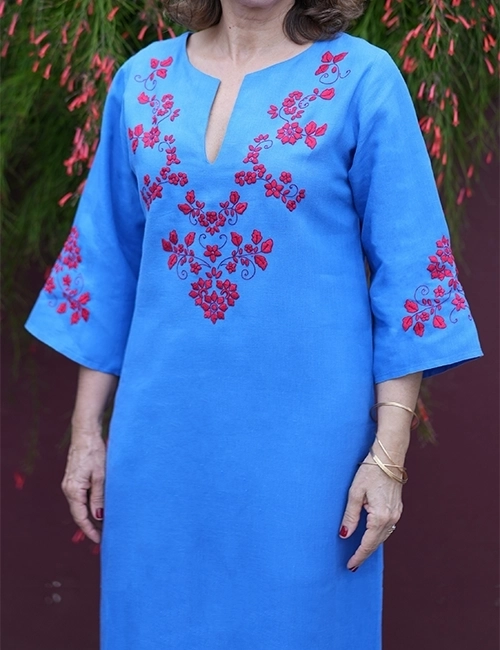 Vestido de linho com Bordado Madeira feito a mao ponto chao e corda Ref 653 Bordal Funchal